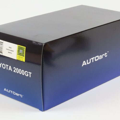 1:18 AUTOart 1965 Toyota 2000GT Coupe white 78753 - Image 5