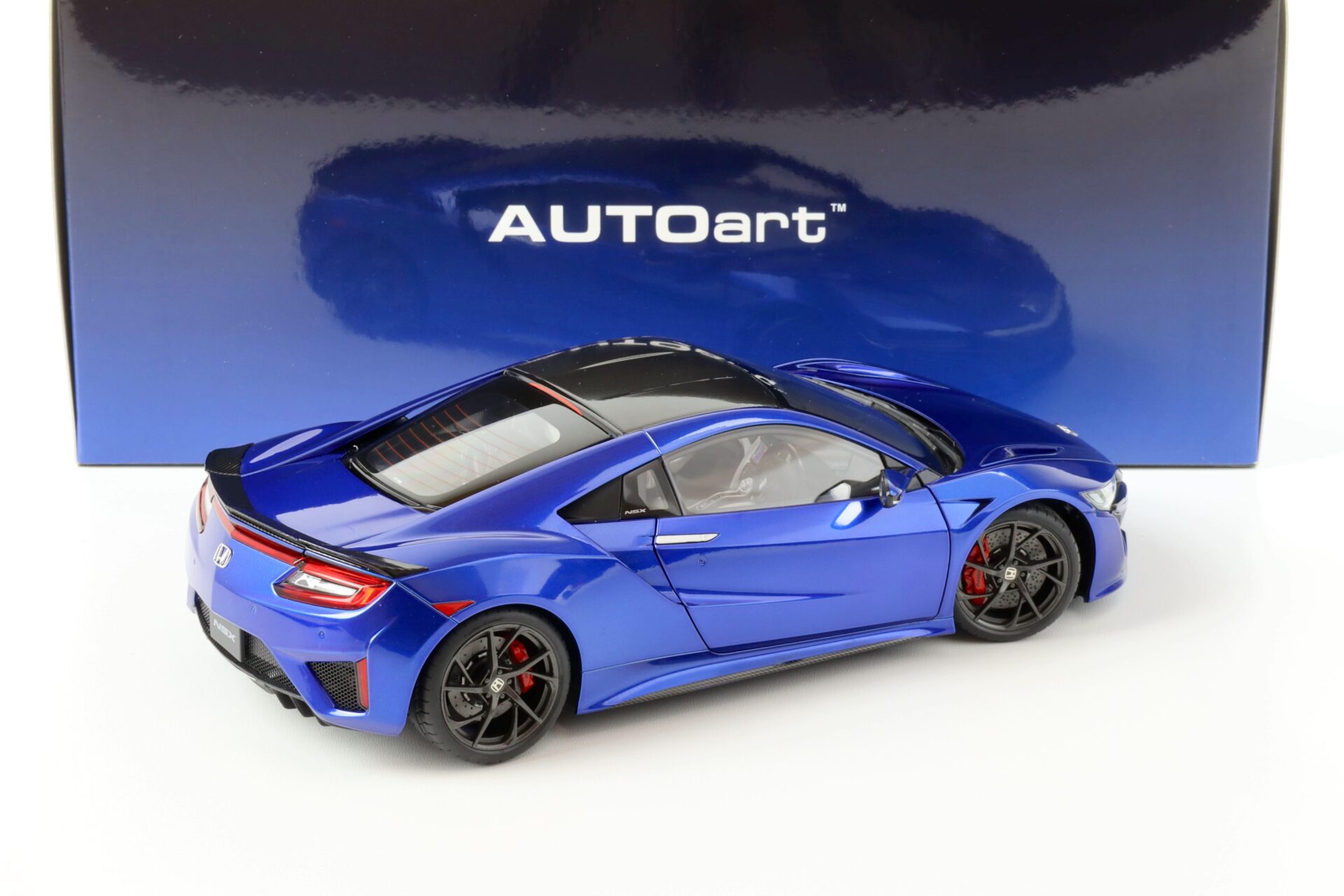 1:18 AUTOart Honda NSX (NC1) Coupe pearl blue 2016 – Premium-Modelcars