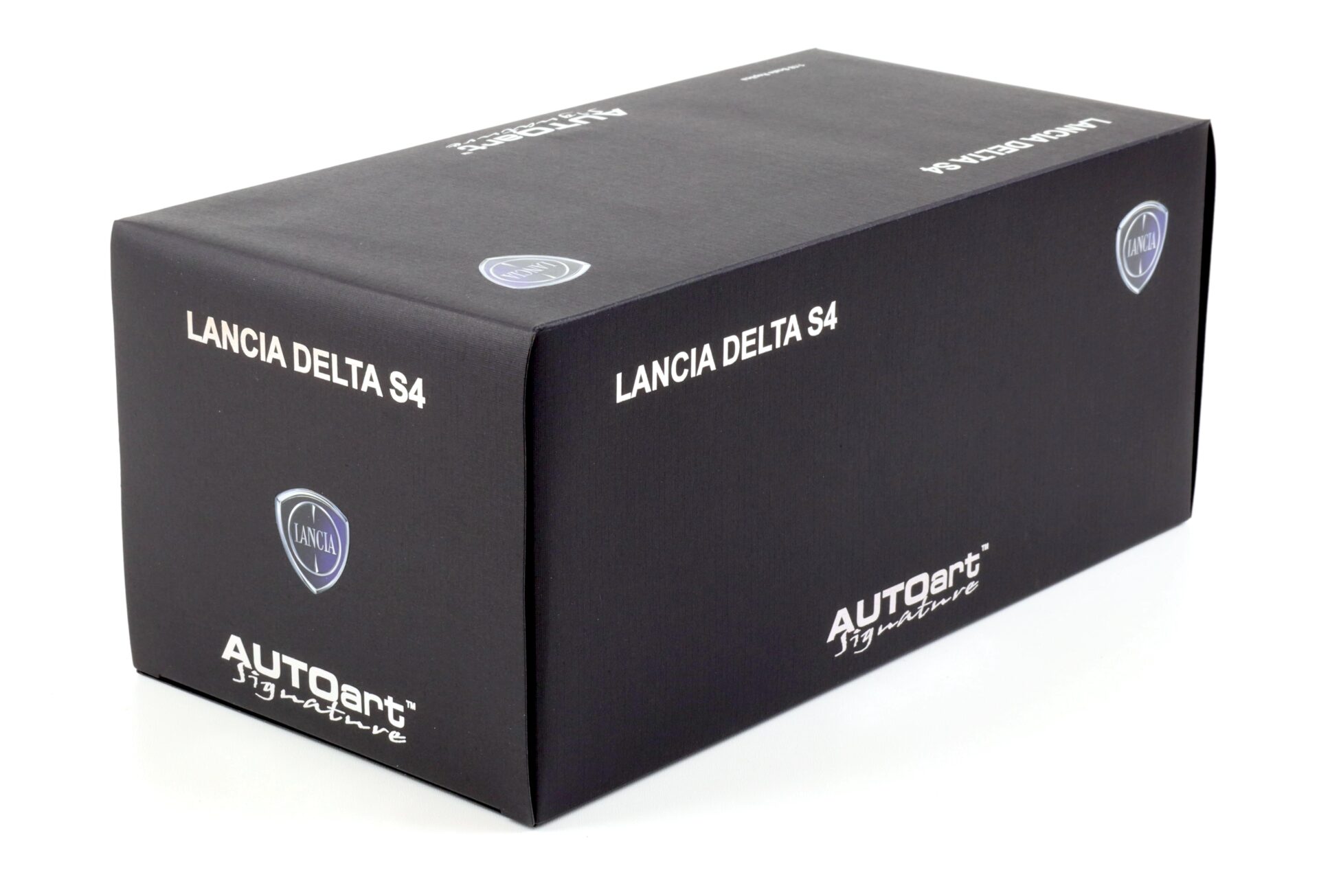 1:18 AUTOart Lancia Delta S4 red 1985