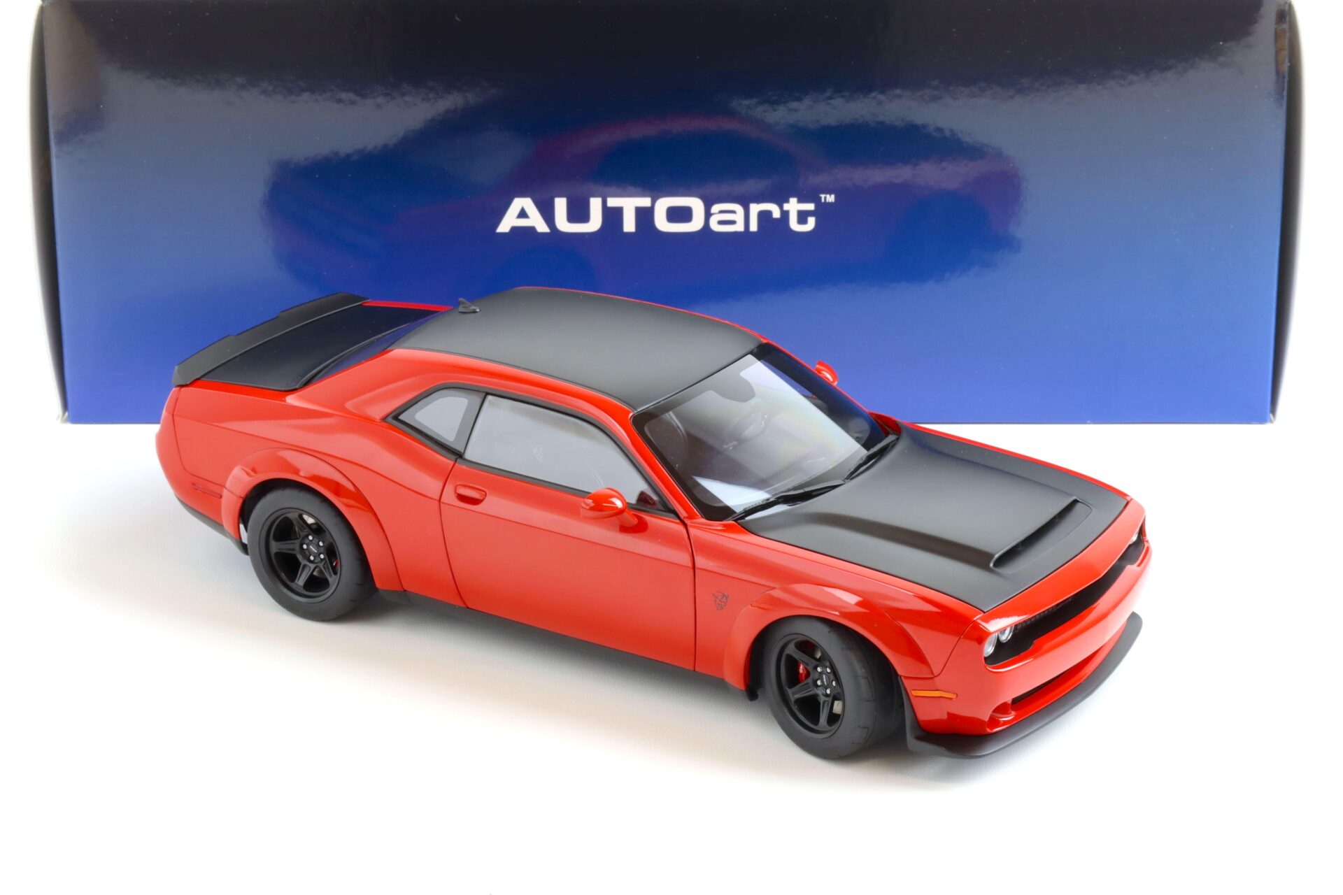 1:18 AUTOart Dodge Challenger SRT DEMON 2018 Tor red/ Satin black Graphic
