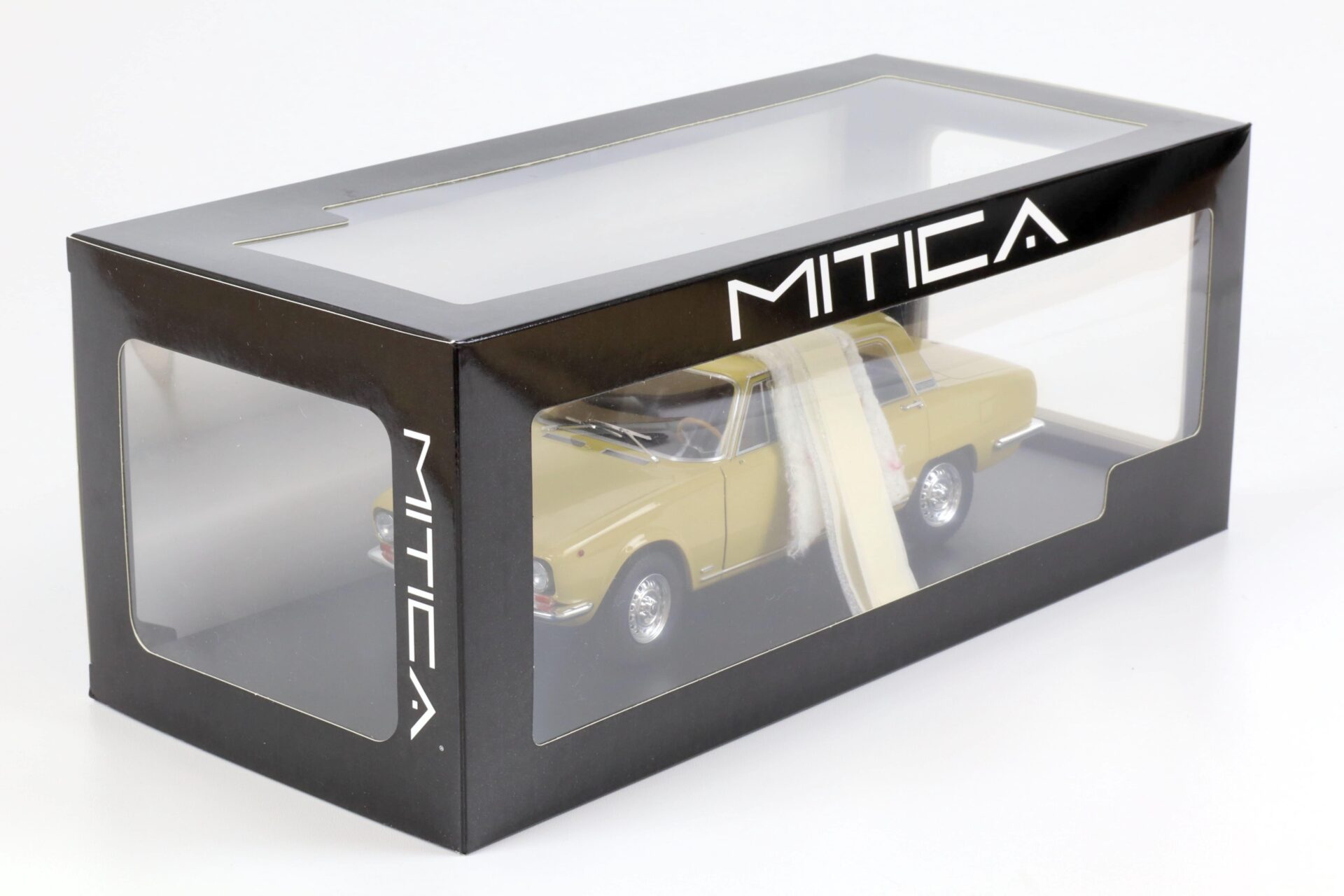 1:18 MITICA 1971 Alfa Romeo 2000 Berlina yellow Giallo Piper 116