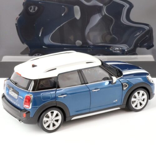 1:18 Kyosho Mini Cooper S Countryman F60 Island blue/ white DEALER VERSION
