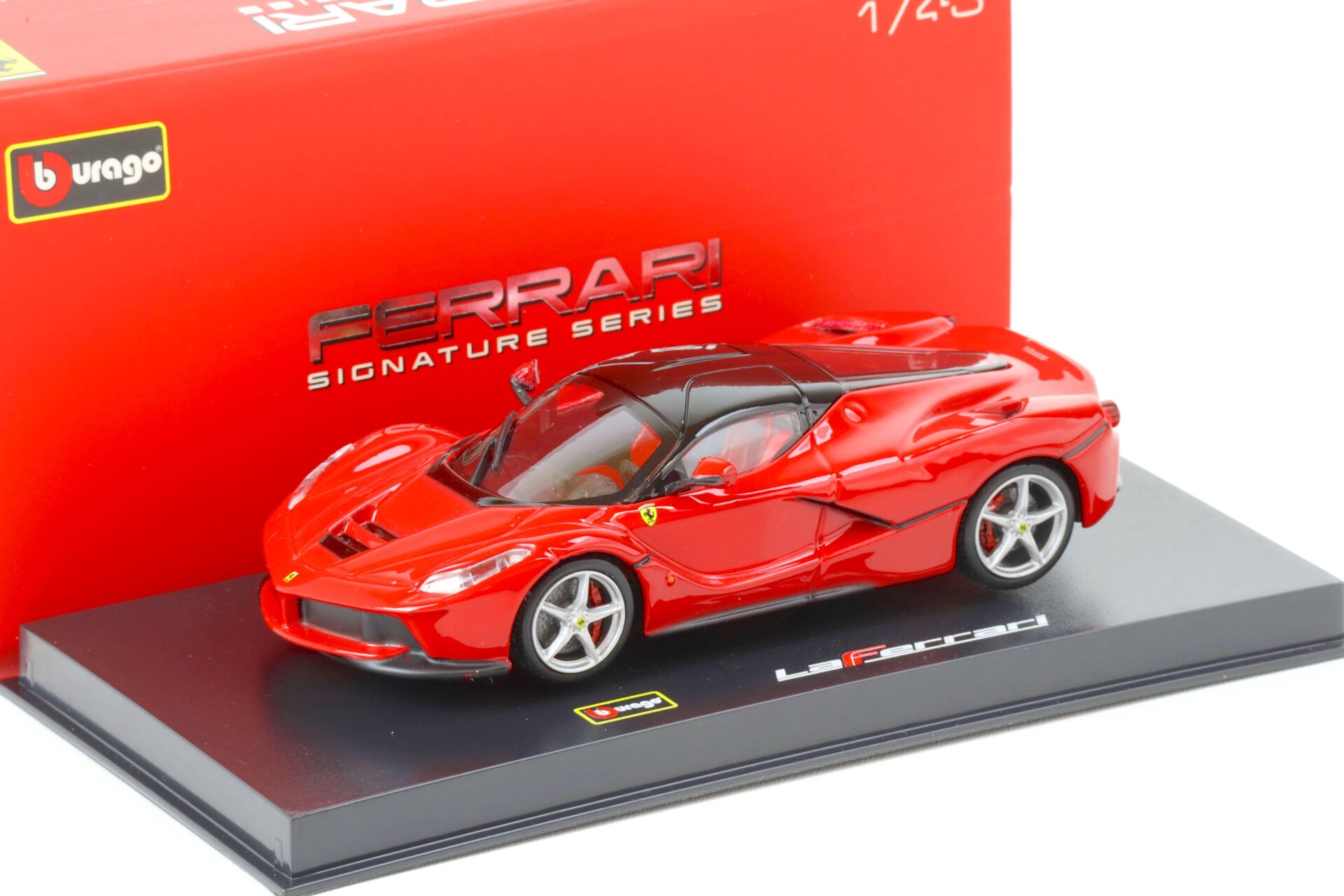 1:43 Bburago Signature Ferrari LaFerrari 2013 red