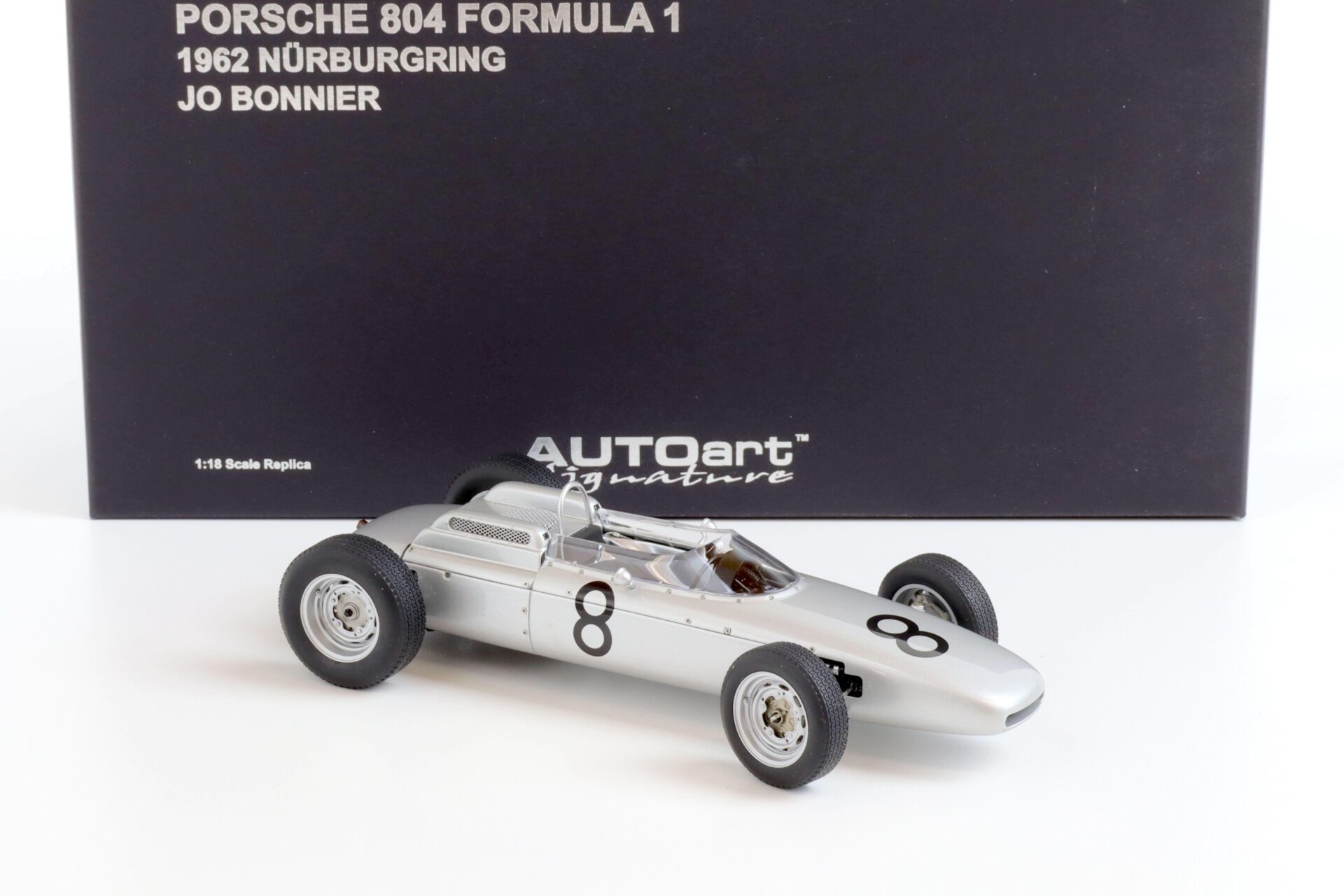 1:18 AUTOart Porsche 804 Formula 1 Nürburgring #8 Jo Bonnier 1962