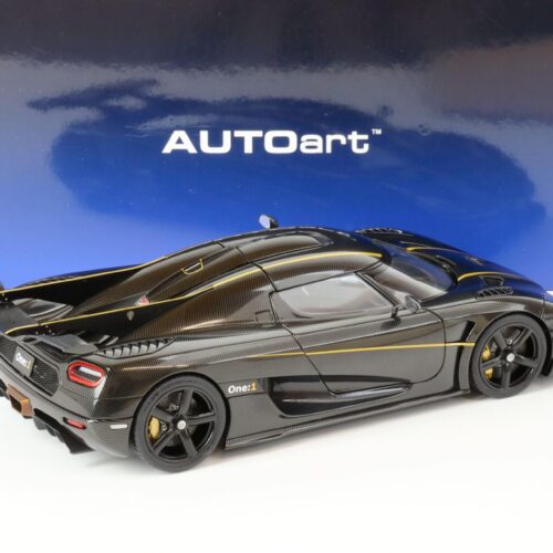 1:18 AUTOart Koenigsegg ONE:1 Clear Carbon Fiber/ gold stripes 2014