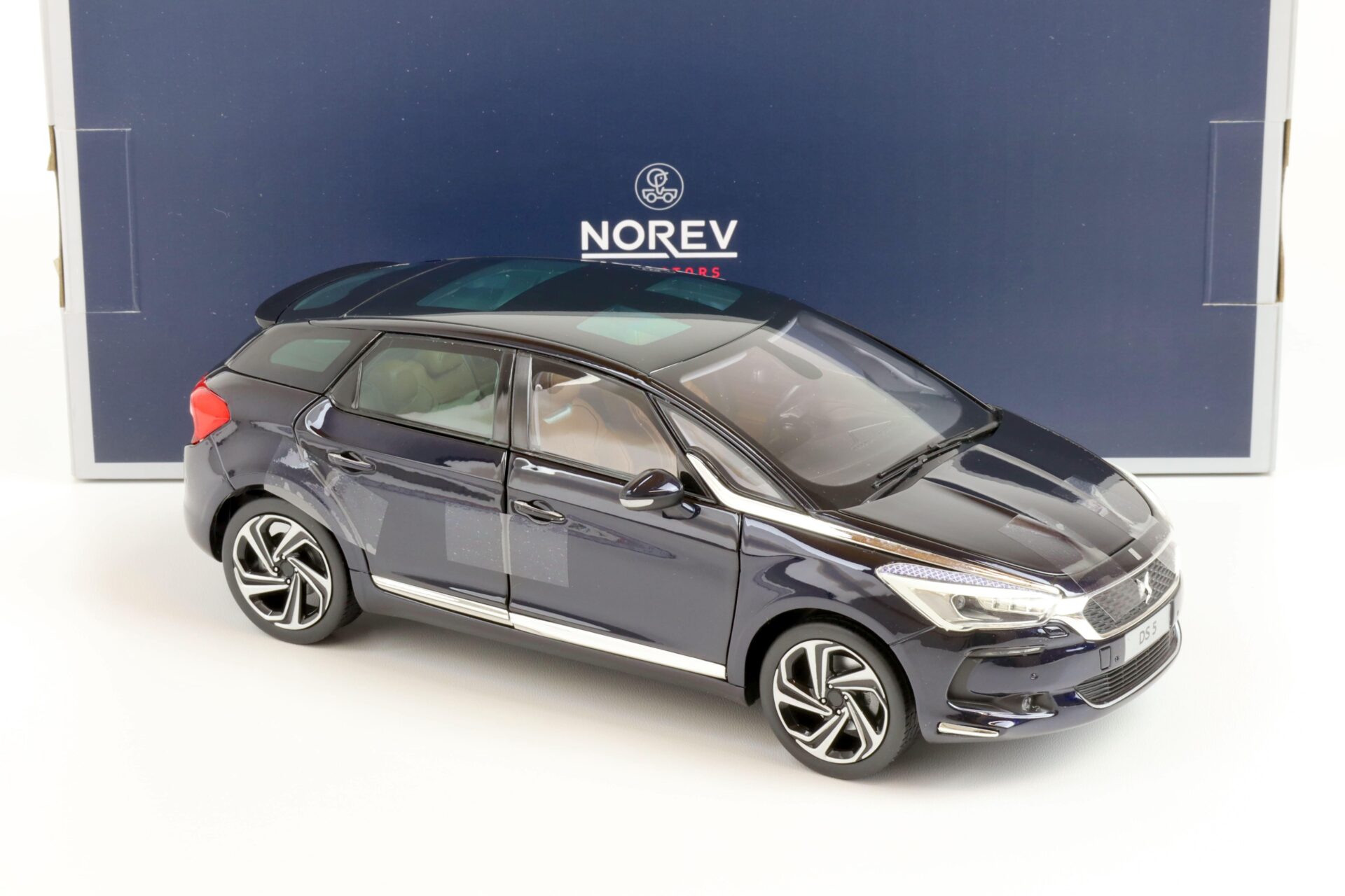 1:18 Norev Citroen DS5 Ink blue 2015