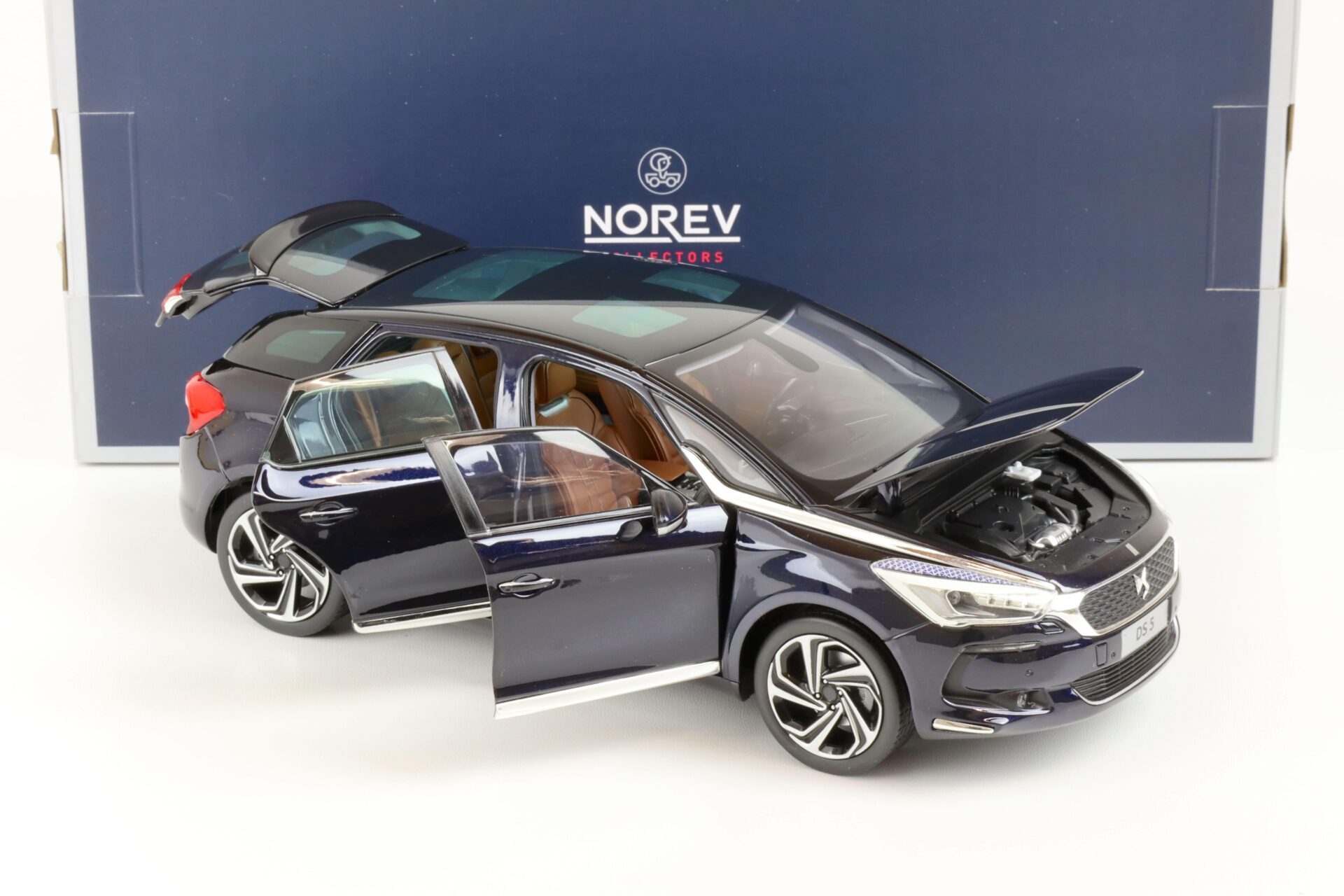 1:18 Norev Citroen DS5 Ink blue 2015