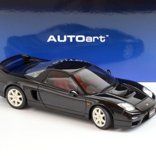 1:18 AUTOart Honda NSX-R (NA2) 2019 Berlina black 73216