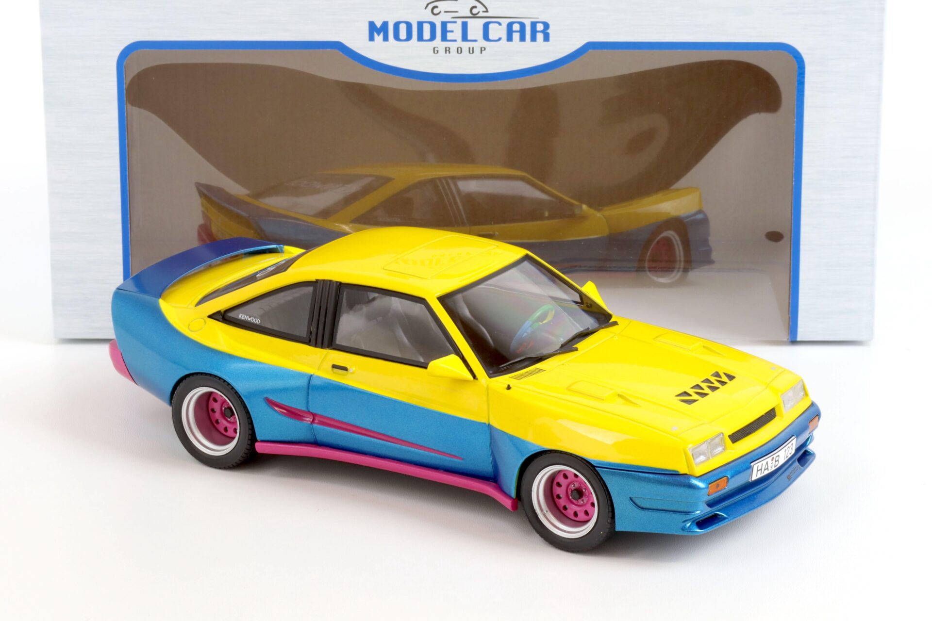 1:18 MCG Opel Manta B Mattig 1991 yellow/ blue MANTA MANTA