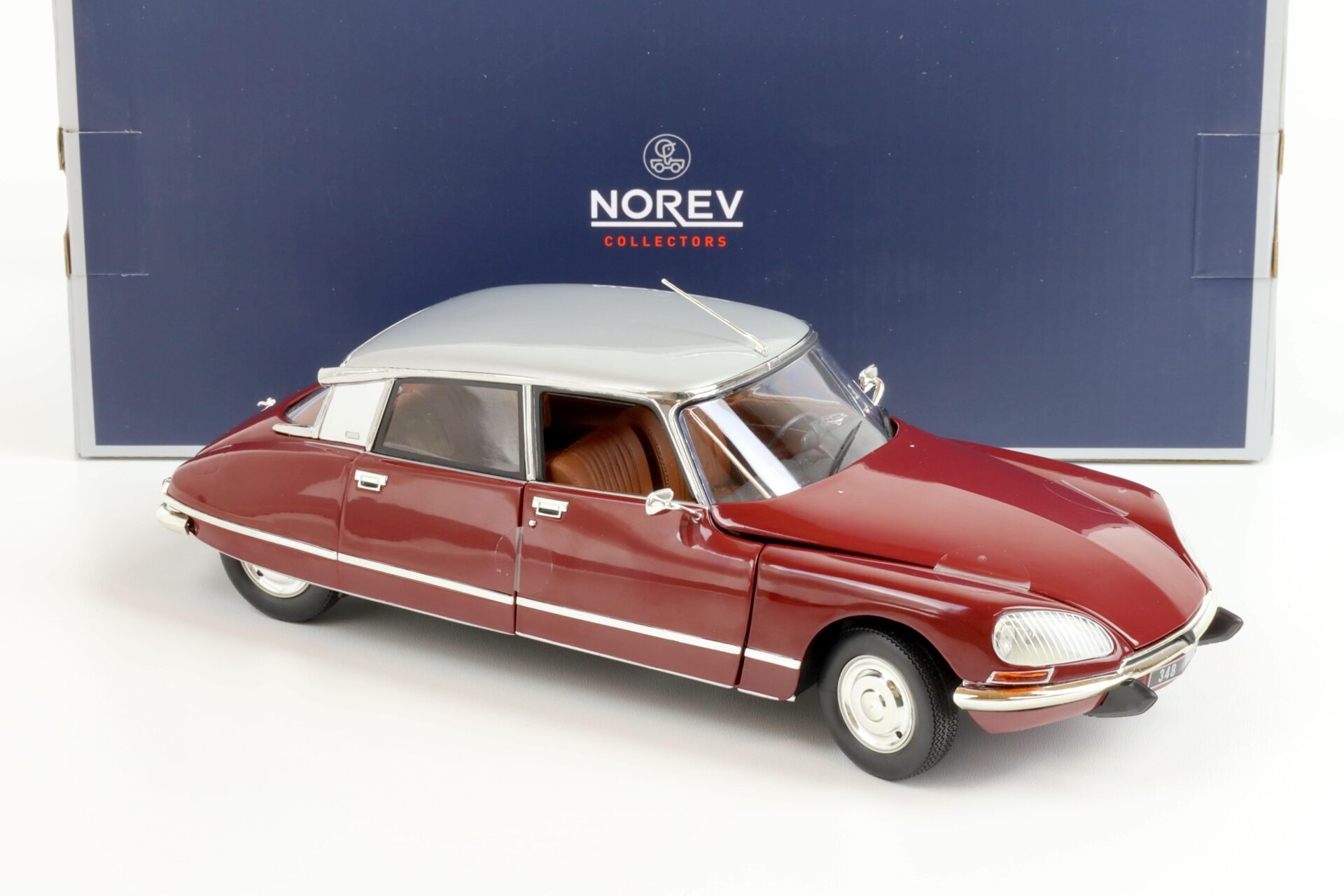 1:18 Norev Citroen DS 23 Pallas 1972 Grenade red & grey metallic