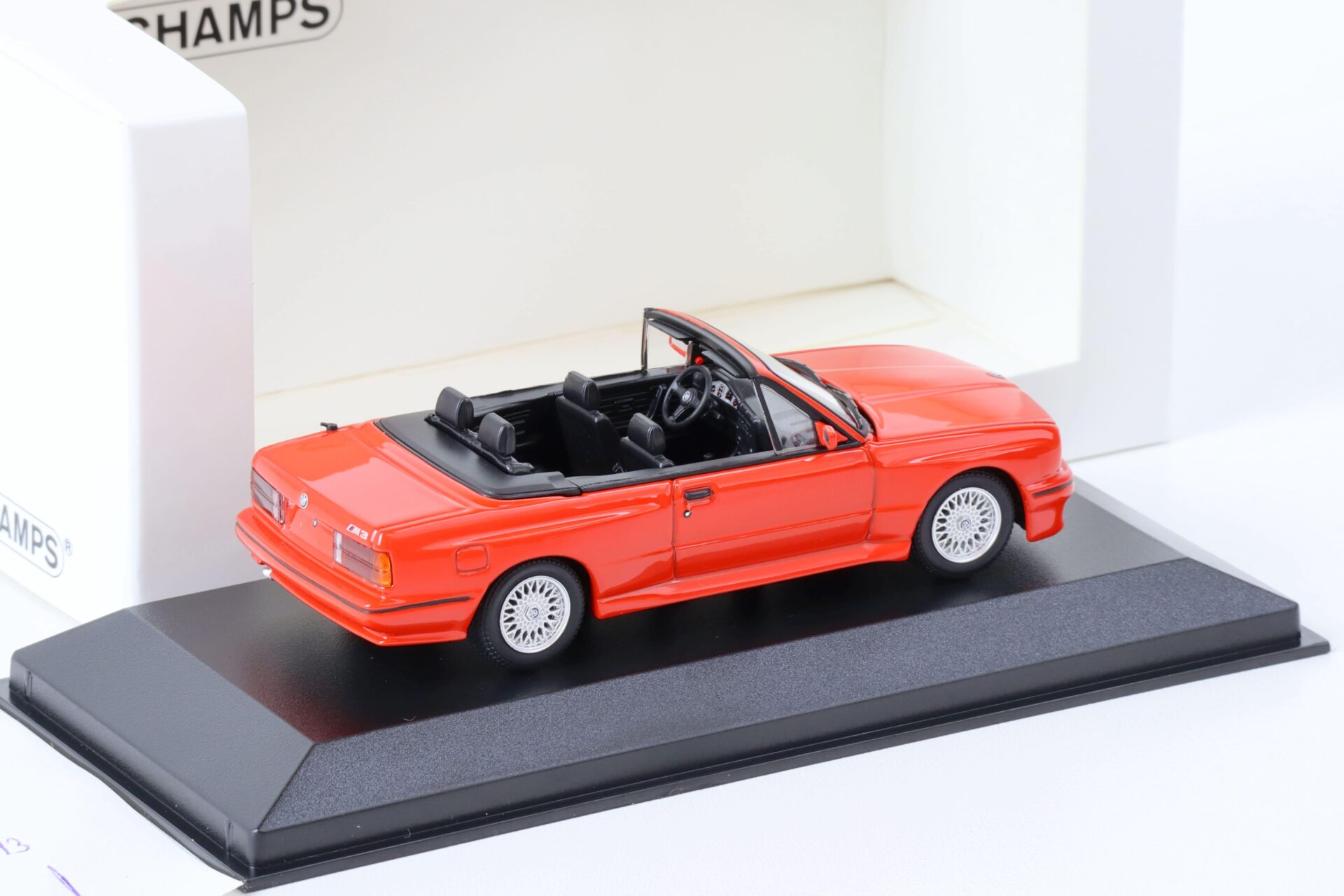 1:43 Minichamps BMW M3 E30 Cabriolet 1988 Misano red