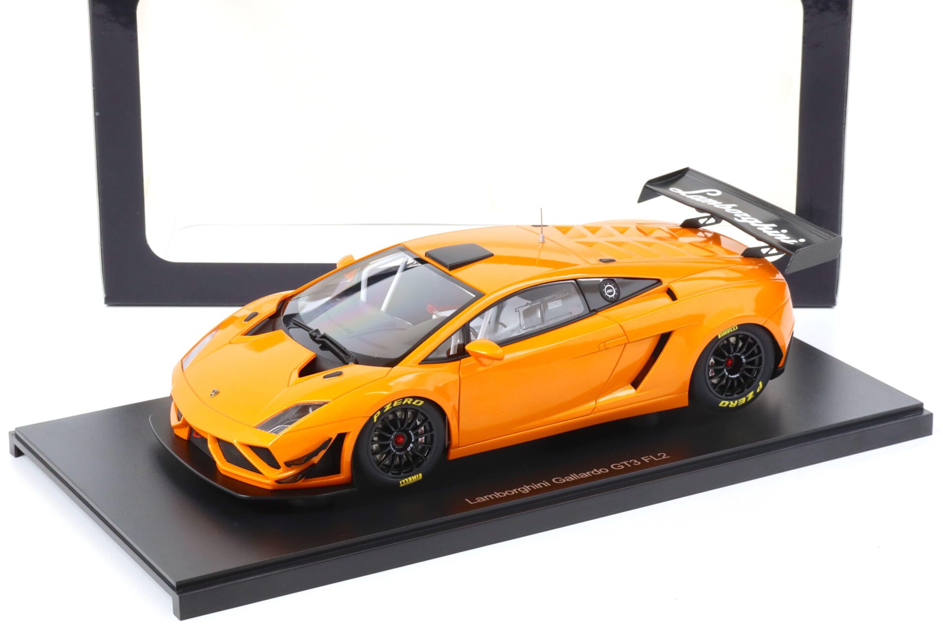 1:18 AUTOart Lamborghini Gallardo GT3 FL2 metallic orange 2013