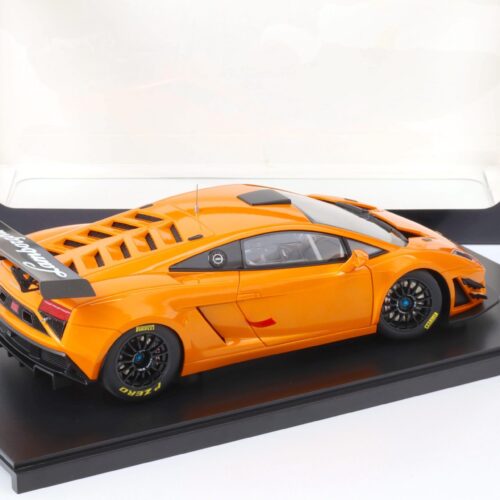 1:18 AUTOart Lamborghini Gallardo GT3 FL2 metallic orange 2013