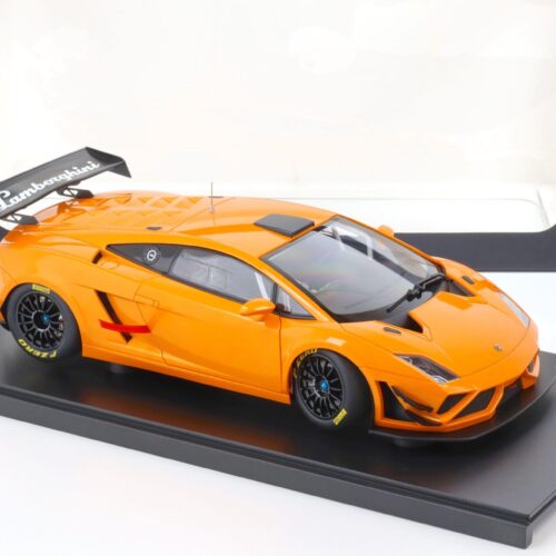 1:18 AUTOart Lamborghini Gallardo GT3 FL2 metallic orange 2013