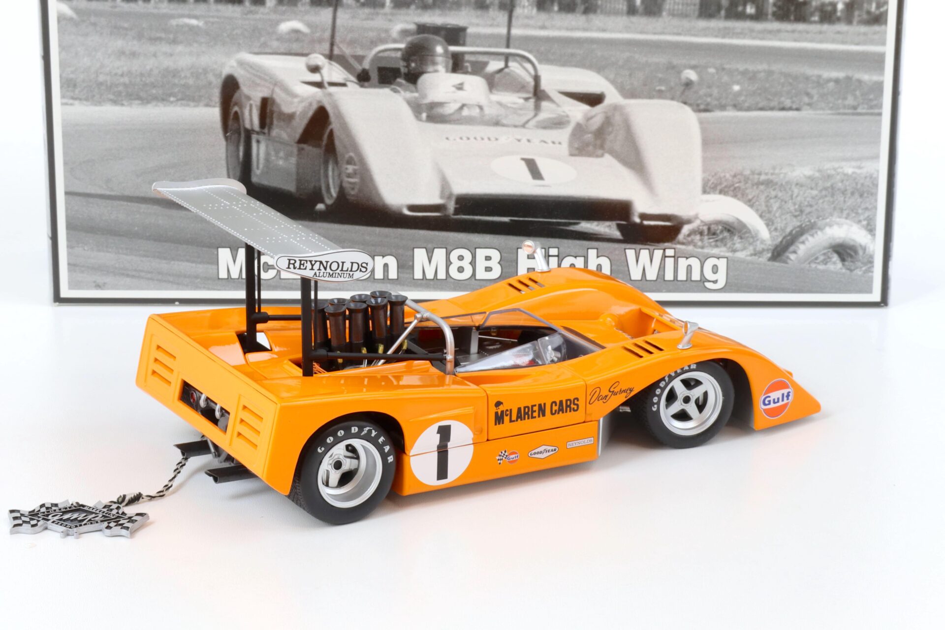 1:18 GMP McLaren M8B High Wing CanAm Dan Gurney orange #1