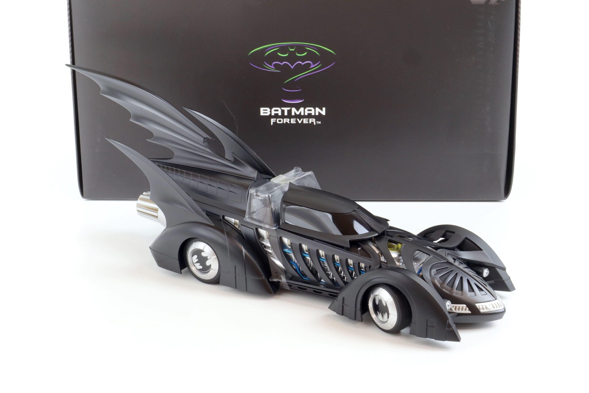 1:18 Hot Wheels Elite Batman Forever Batmobile black