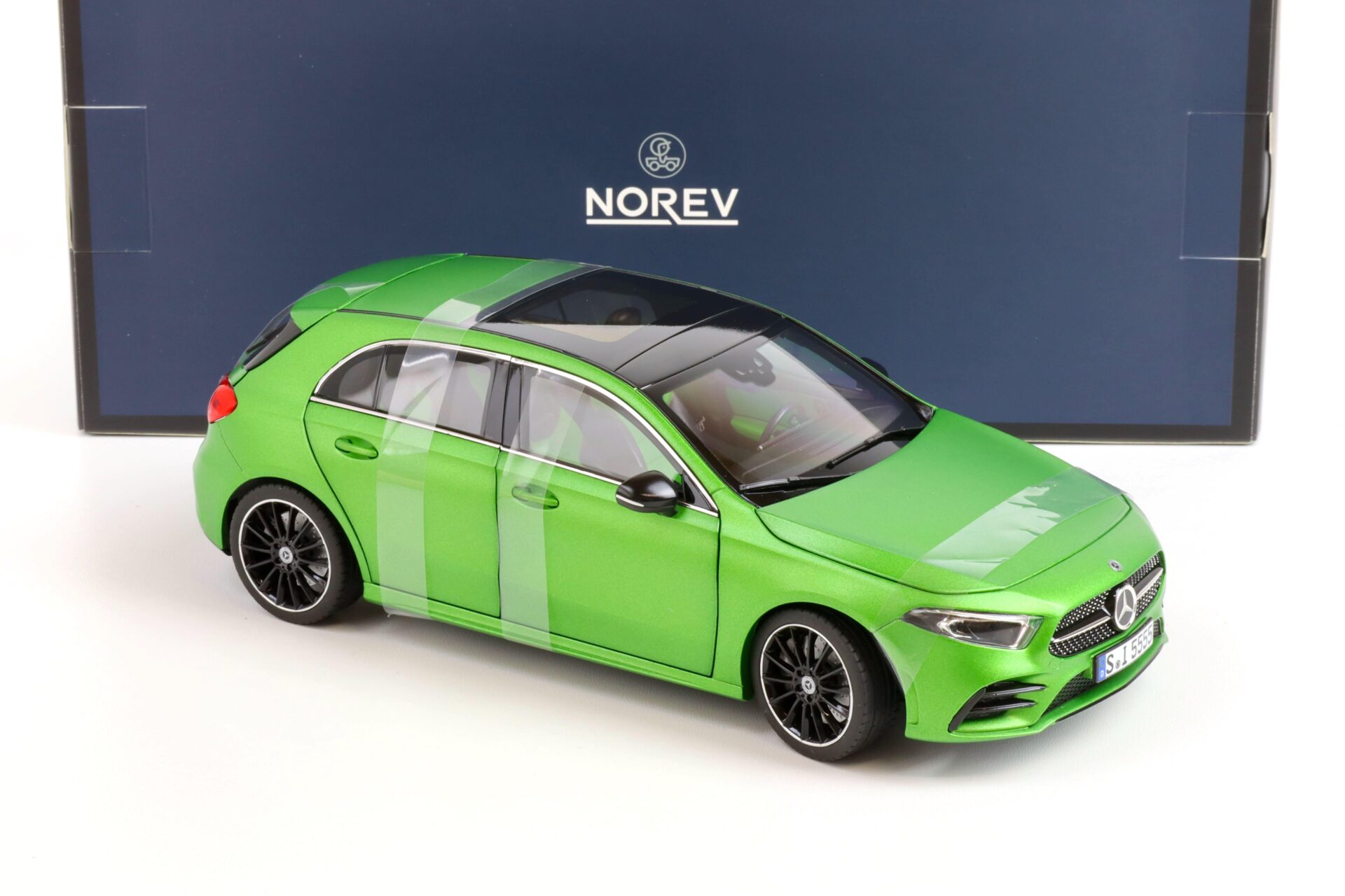 1:18 Norev Mercedes A-Klasse A-Class W177 matt green 2018 - Limited 200 pcs.