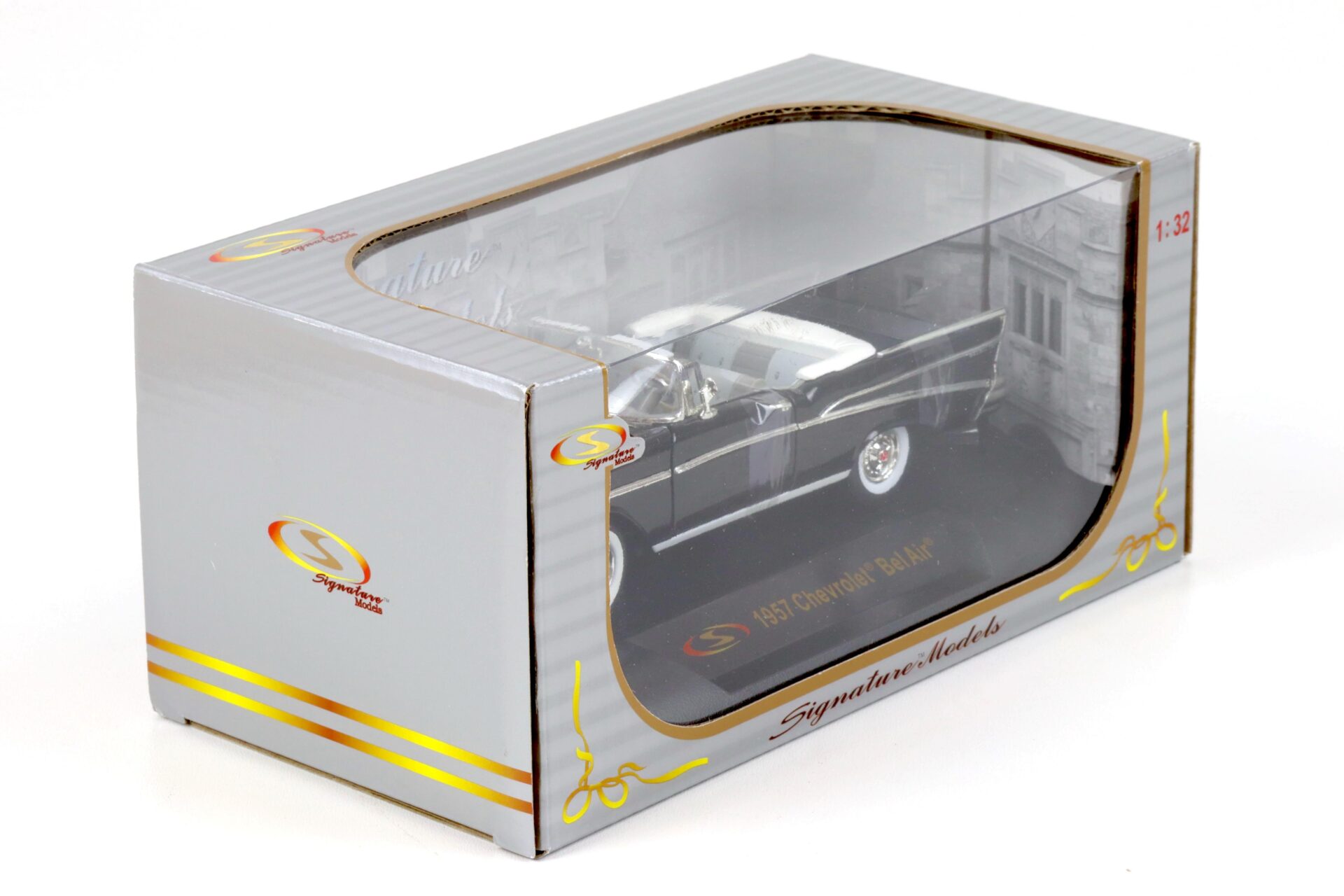 1:32 Signature Models 1957 Chevrolet Bel Air Convertible black