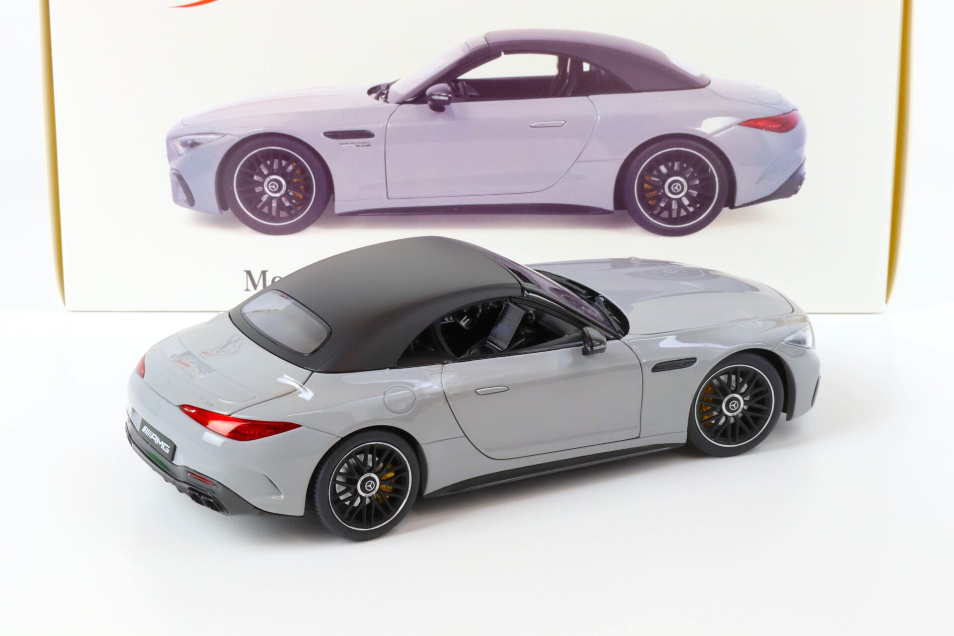 1:18 iScale Mercedes SL 63 AMG 4MATIC+ Convertible (R232) alpin grey
