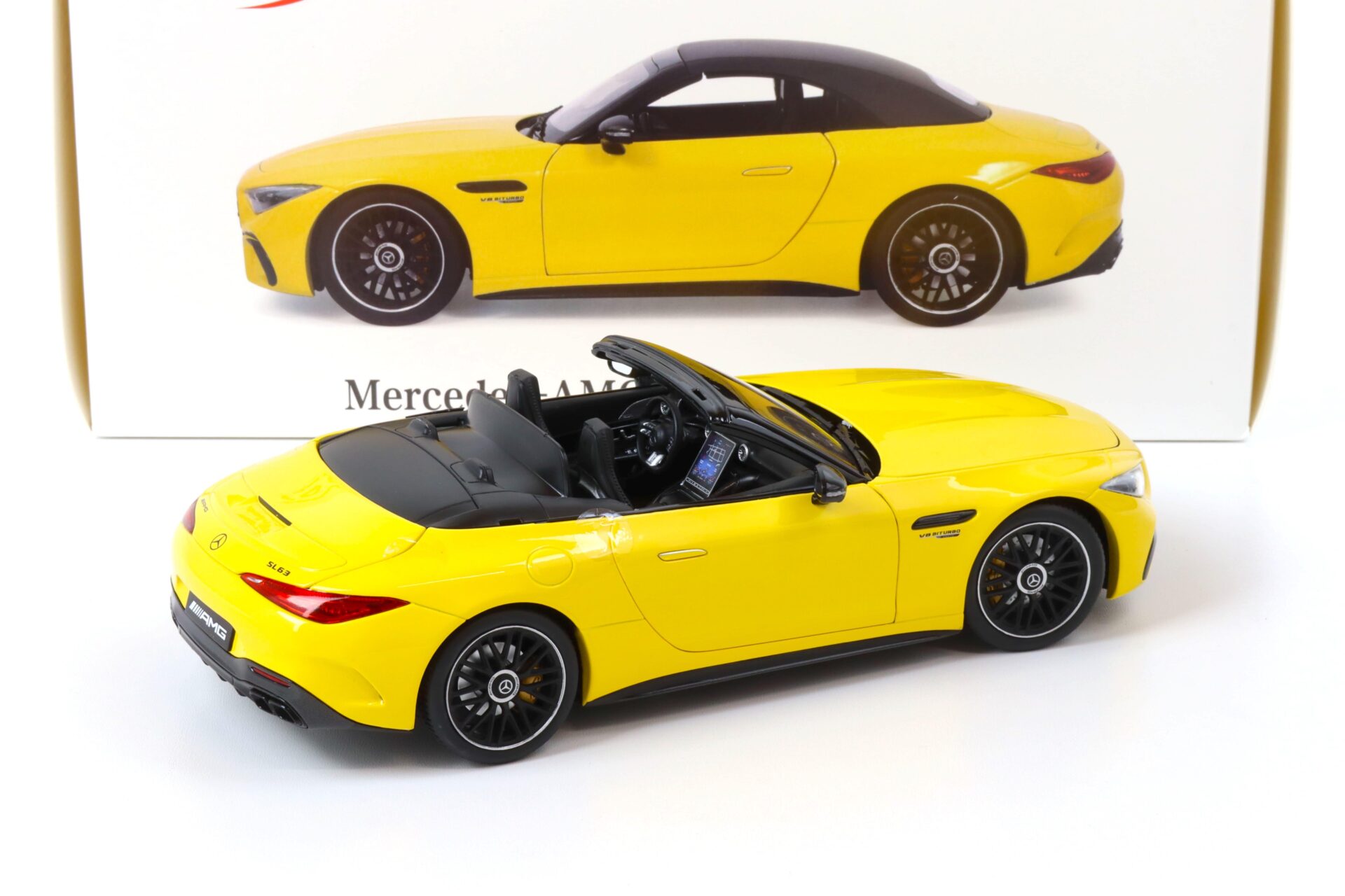 1:18 iScale Mercedes SL 63 AMG 4MATIC+ Convertible (R232) sun yellow
