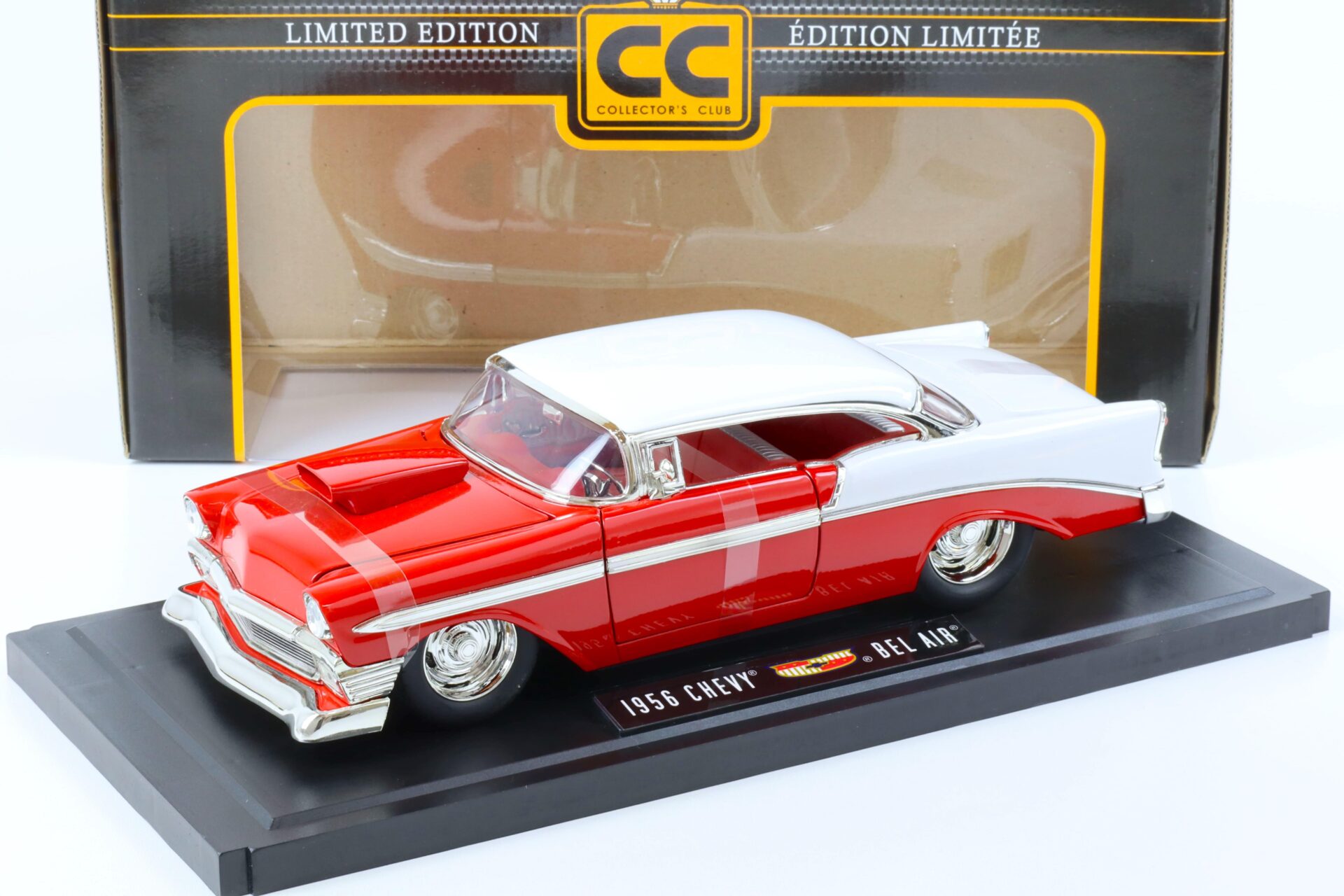 ID 68748 orig.jpg 1:18 JADA Toys 1956 Chevrolet Bel Air Collectors Club red/ white