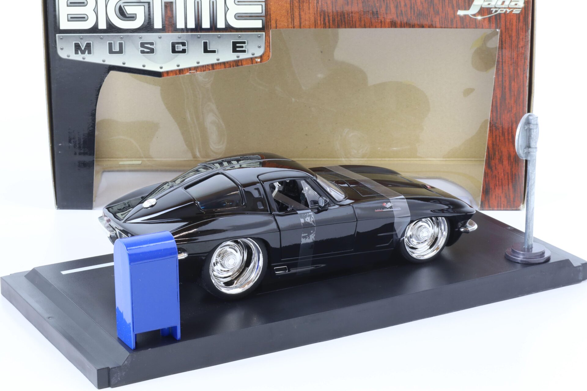 1:18 JADA Toys 1963 Chevrolet Corvette Sting Ray Coupe black Bigtime Muscle
