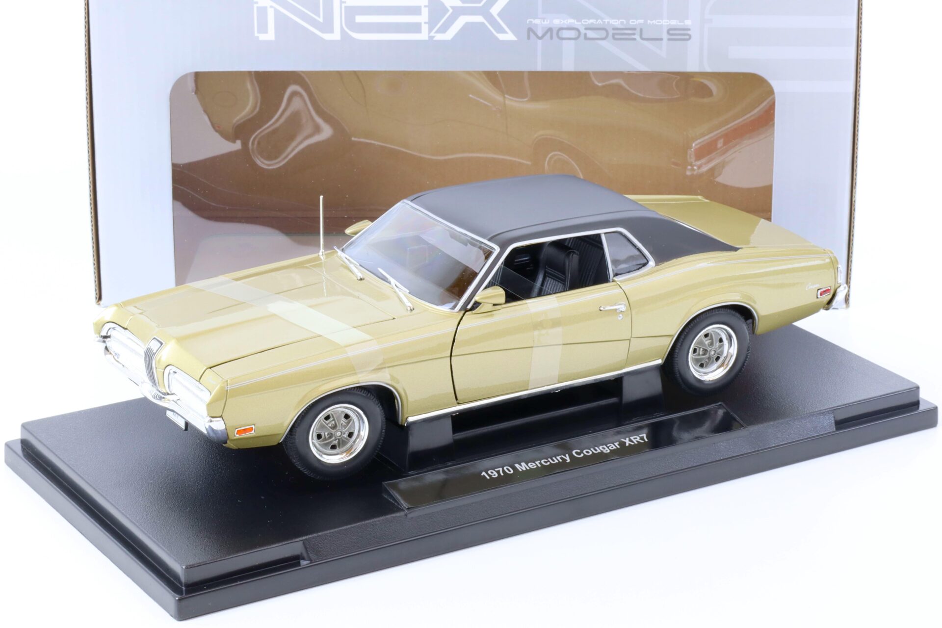 1:18 Welly NEX 1970 Mercury Cougar XR7 Coupe gold metallic/ black