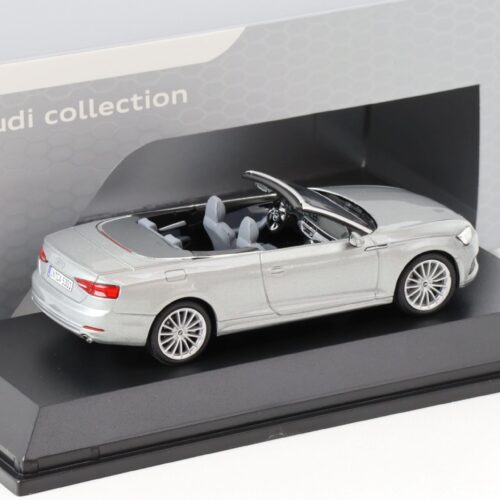 1:43 Spark Audi A5 Cabriolet Florett silver metallic 2017 DEALER VERSION
