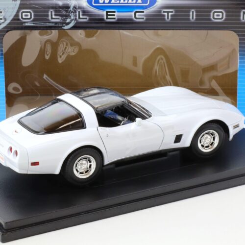 1:18 Welly 1982 Chevrolet Corvette Coupe white