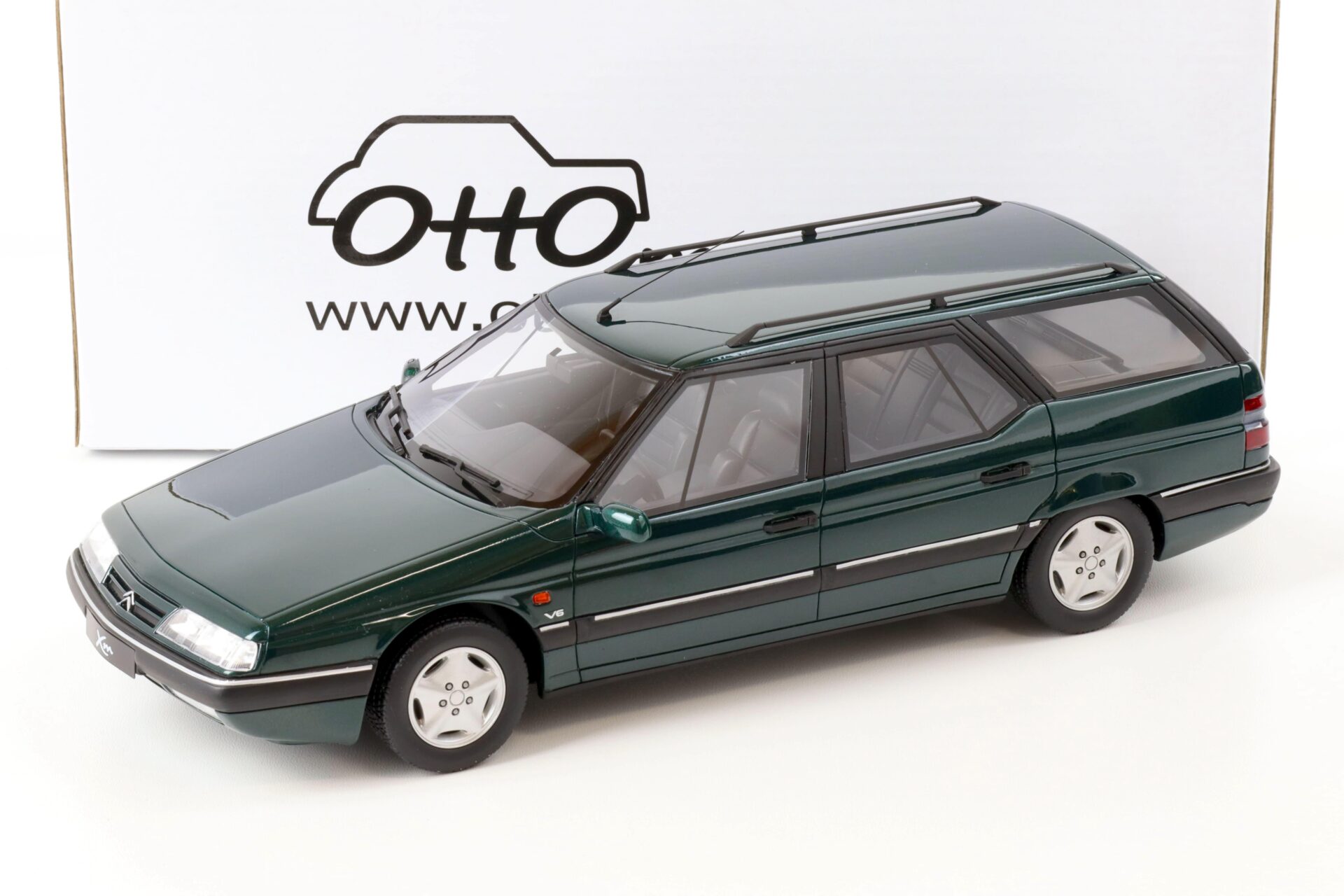 1:18 OTTO mobile OT379 Citroen XM Break 3.0 V6 24V green 1998