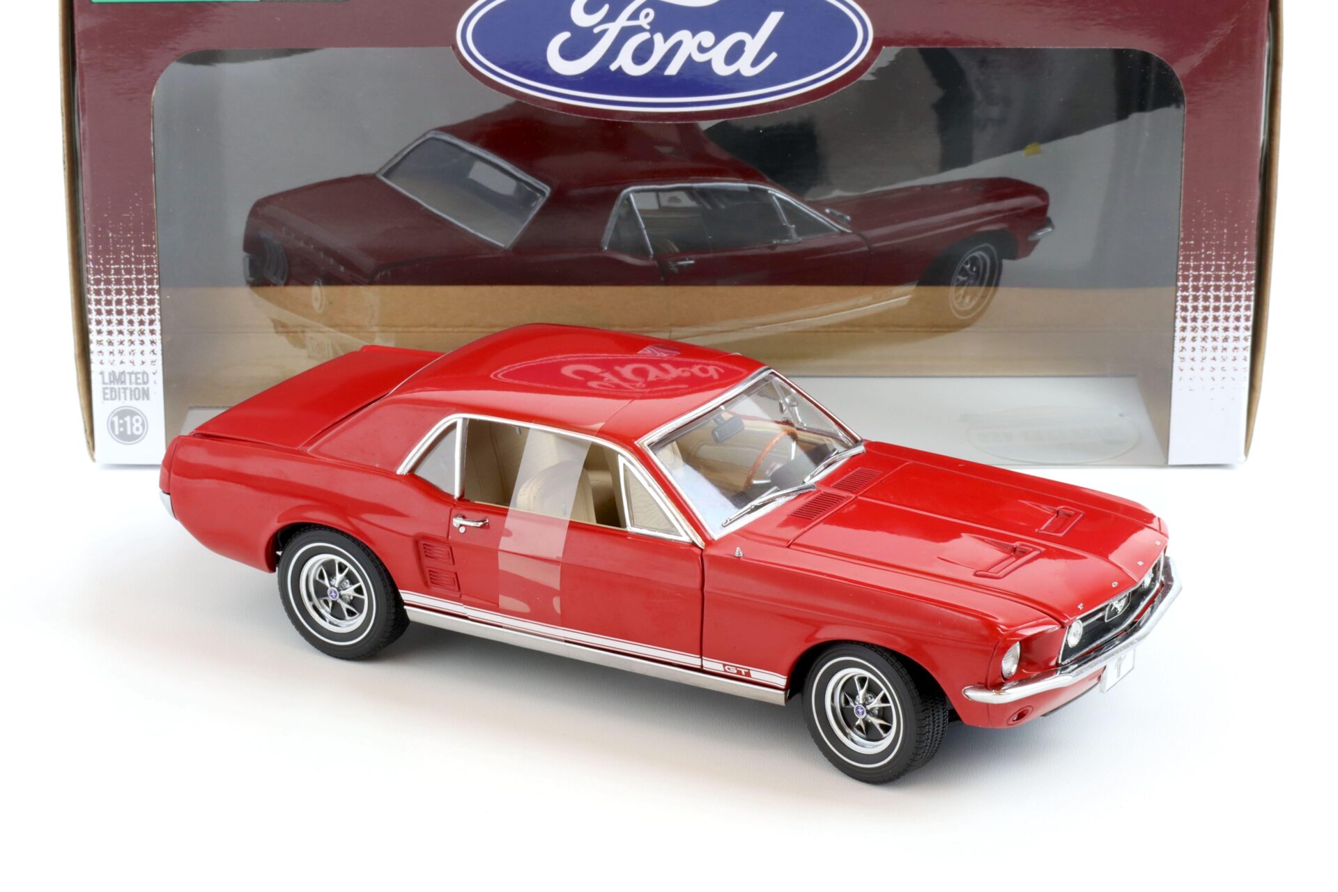 1:18 Greenlight 1967 Ford Mustang GT Coupe red USA Exclusive