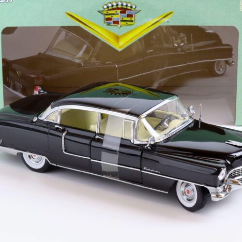 1:18 Greenlight 1955 Cadillac Fleetwood Series 60 Special black