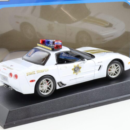 1:18 Maisto Chevrolet Corvette Z06 State Trooper Highway Division white