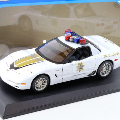 1:18 Maisto Chevrolet Corvette Z06 State Trooper Highway Division white