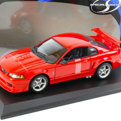 1:18 Maisto 2000 Ford Mustang SVT Cobra R Coupe red - Image 1