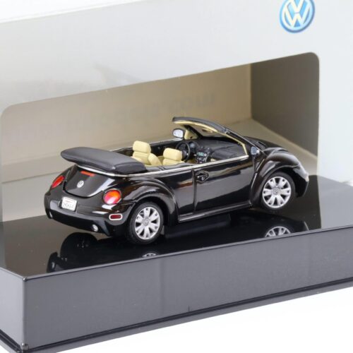 1:43 AUTOart VW NEW Beetle Cabriolet Piano black 59755