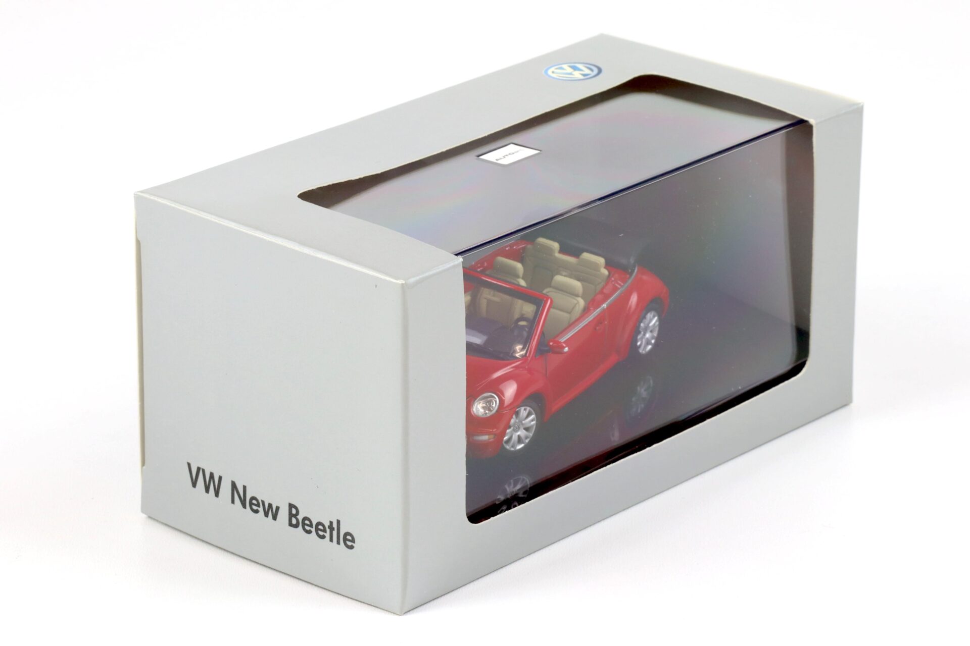 1:43 AUTOart VW NEW Beetle Cabriolet uni red/ beige 59757