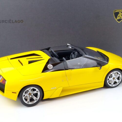 1:12 AUTOart Lamborghini Murcielago Roadster metallic yellow 12081