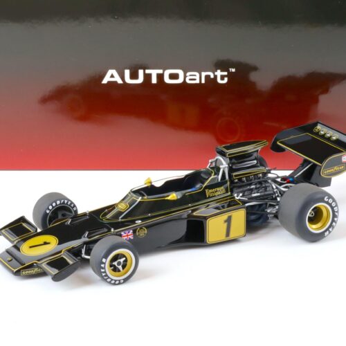 1:18 AUTOart Team Lotus Type 72E Grand Prix GP 1973 Emerson Fittipaldi #1