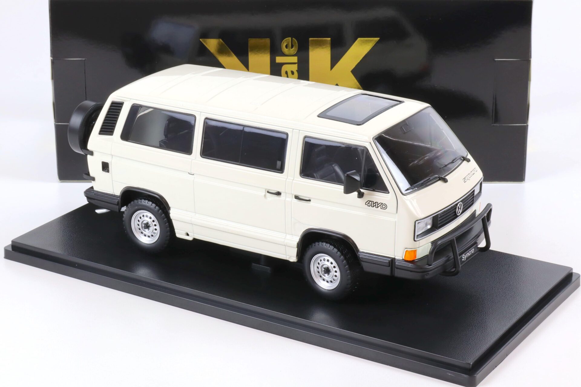 1:18 KK-Scale VW T3 Bus Syncro 1987 white