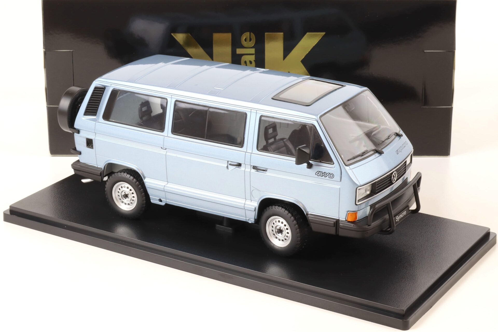 1:18 KK-Scale VW T3 Bus Syncro 1987 light blue metallic