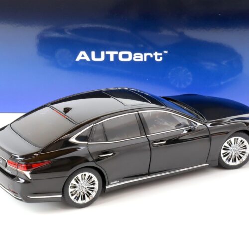 1:18 AUTOart Lexus LS 500h Limousine 2018 black/ black interior 78868