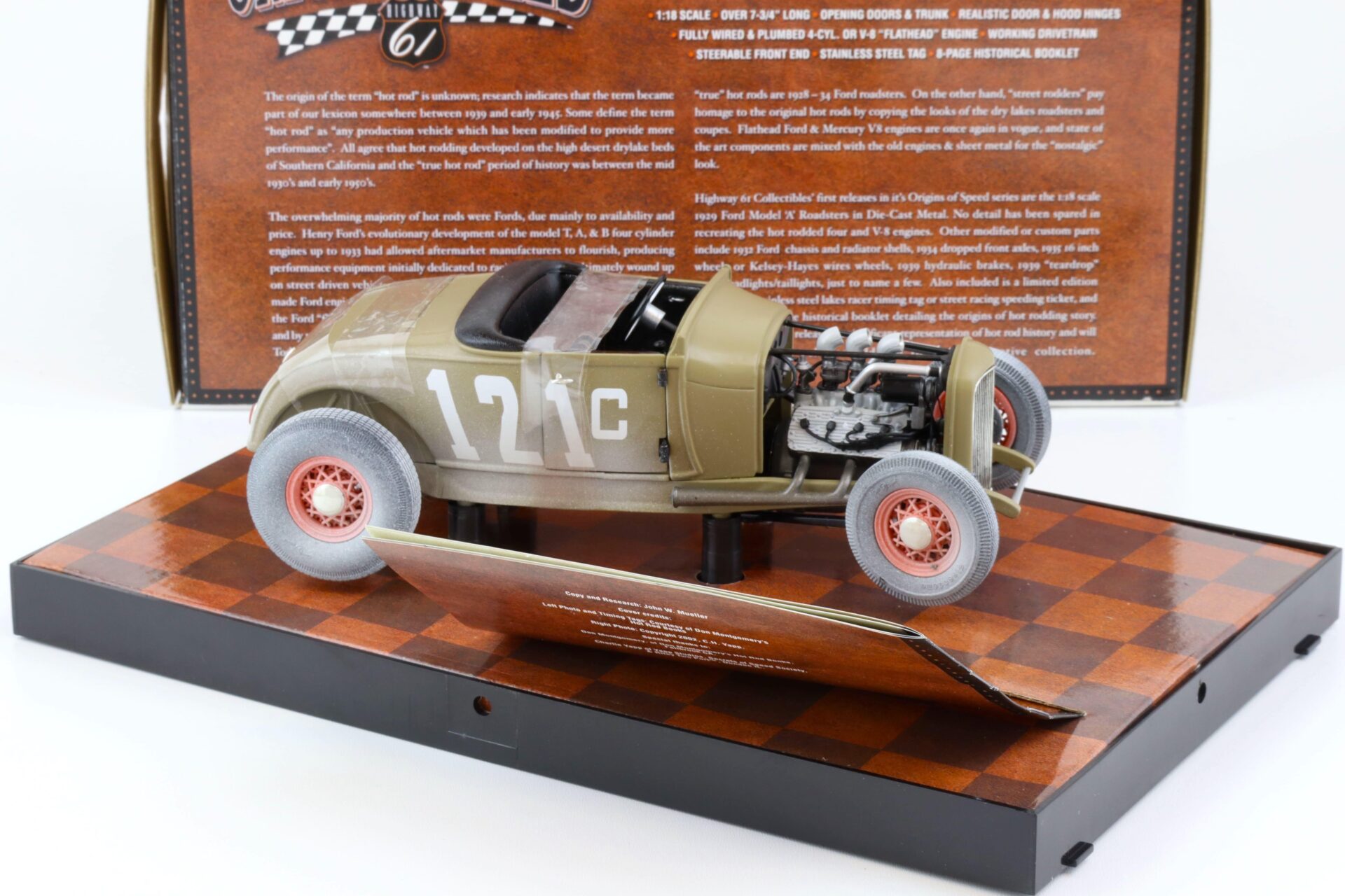 1:18 Highway61 Ford Model A Roadster Hot Rod #121c Origins of Speed green 50160