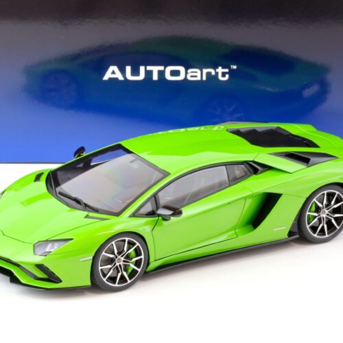 1:18 AUTOart Lamborghini Aventador S Verde mantis/ pearl green