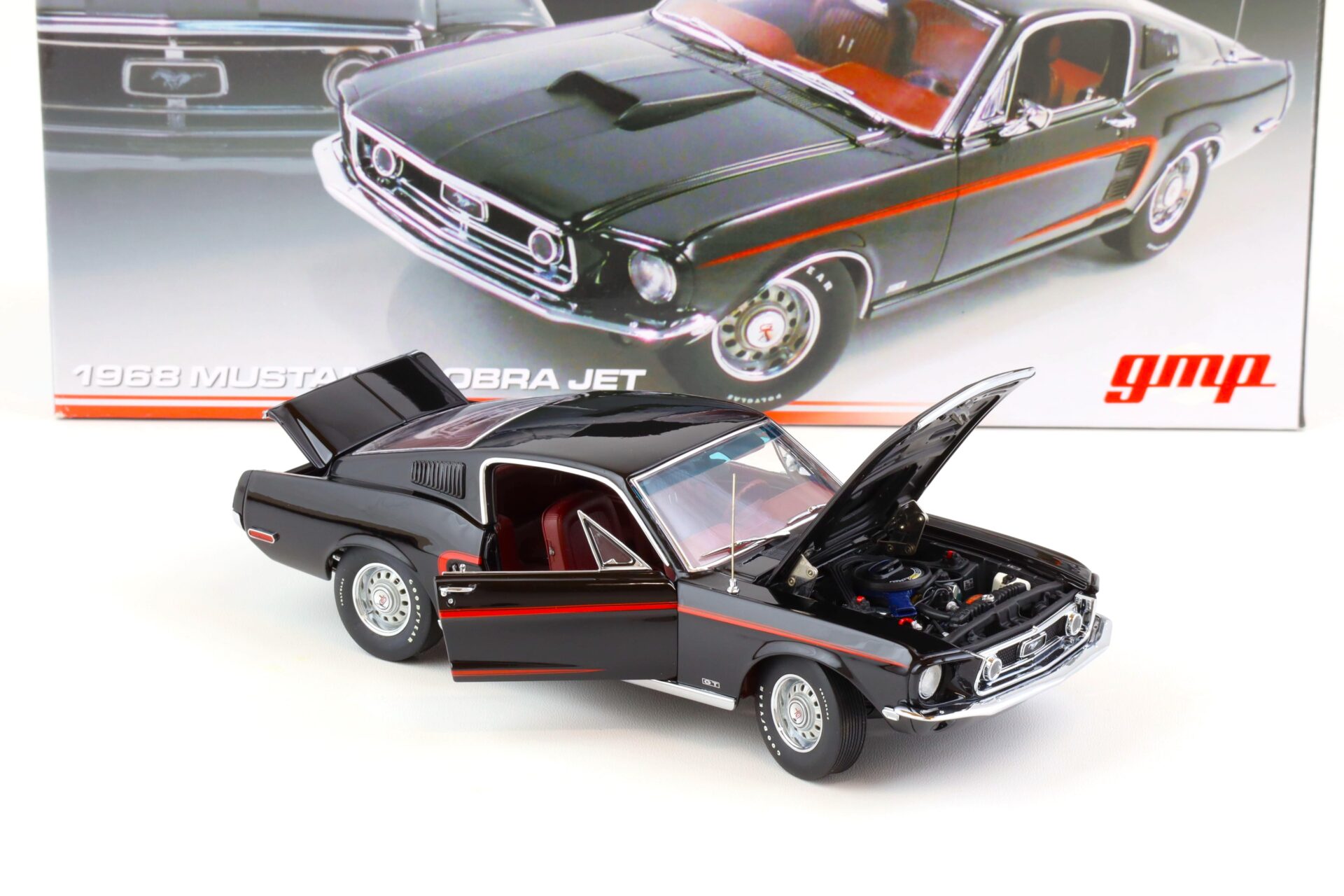 1:24 GMP 1968 Ford Mustang Cobra JET black/ red G2403203