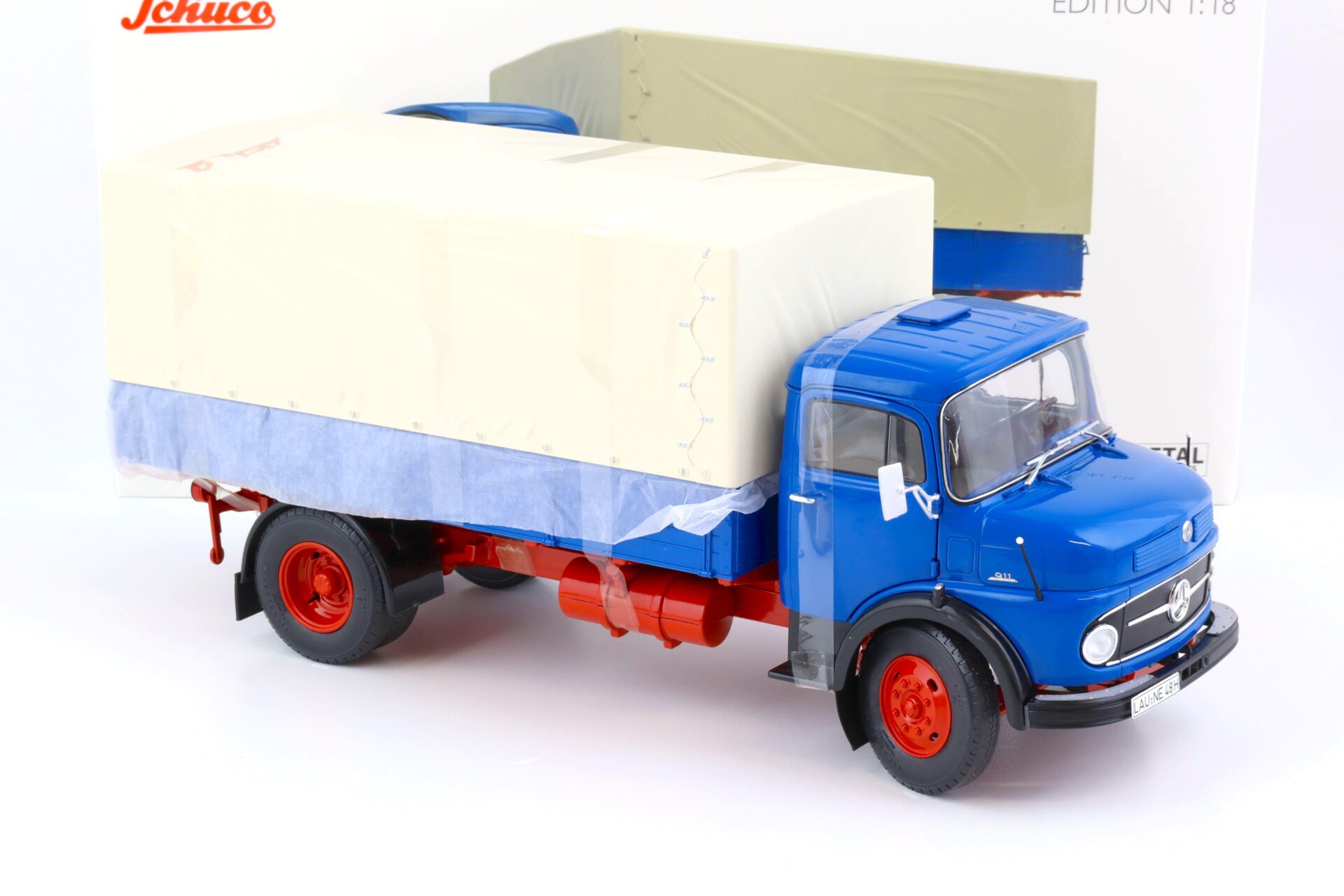 1:18 Schuco Mercedes L911 Pritsche + Plane LKW blue Die-Cast