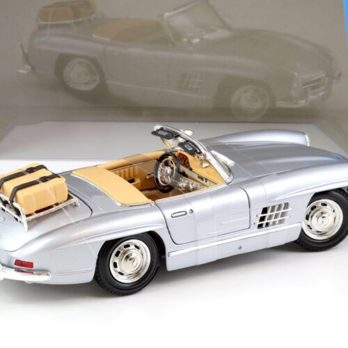 1:18 Bburago Mercedes 300SL Touring Roadster 1957 silver metallic