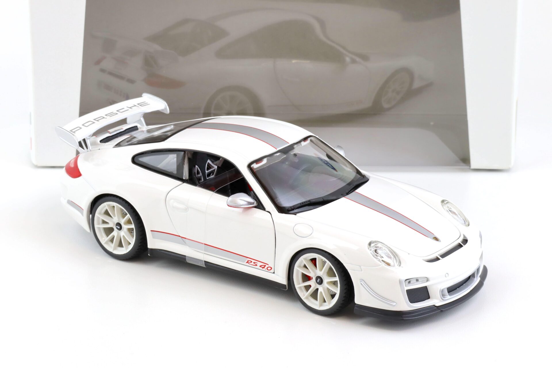 1:18 Bburago Porsche 911 (997) GT3 RS 4.0 Coupe white
