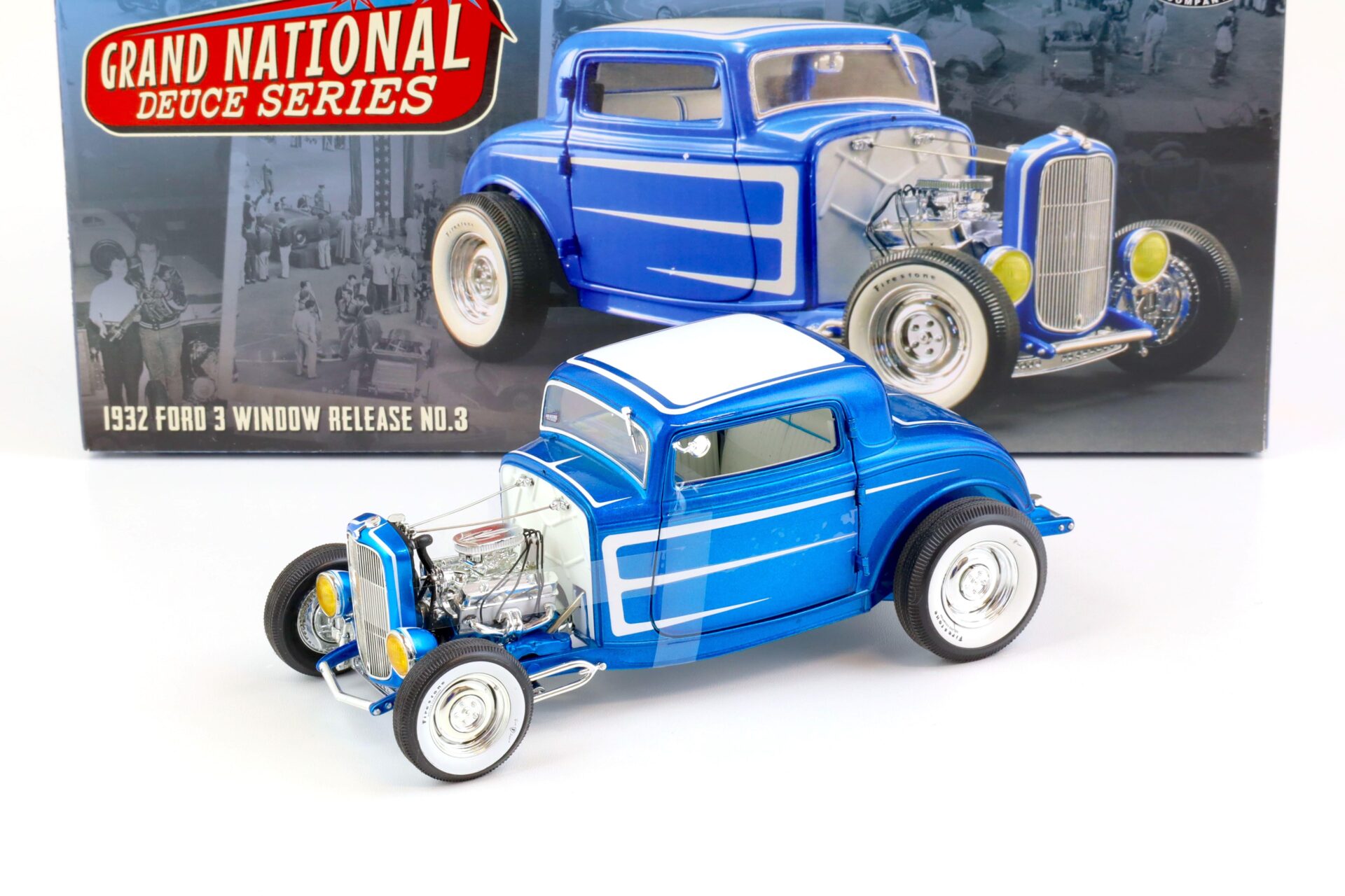 ID 70540 orig.jpg 1:18 ACME 1932 Ford 3 Window Hot Rod Grand National Deuce Series No.3 blue/ white