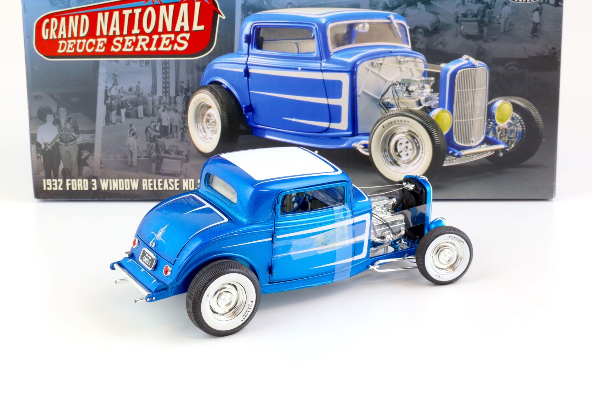 1:18 ACME 1932 Ford 3 Window Hot Rod Grand National Deuce Series No.3 blue/ white
